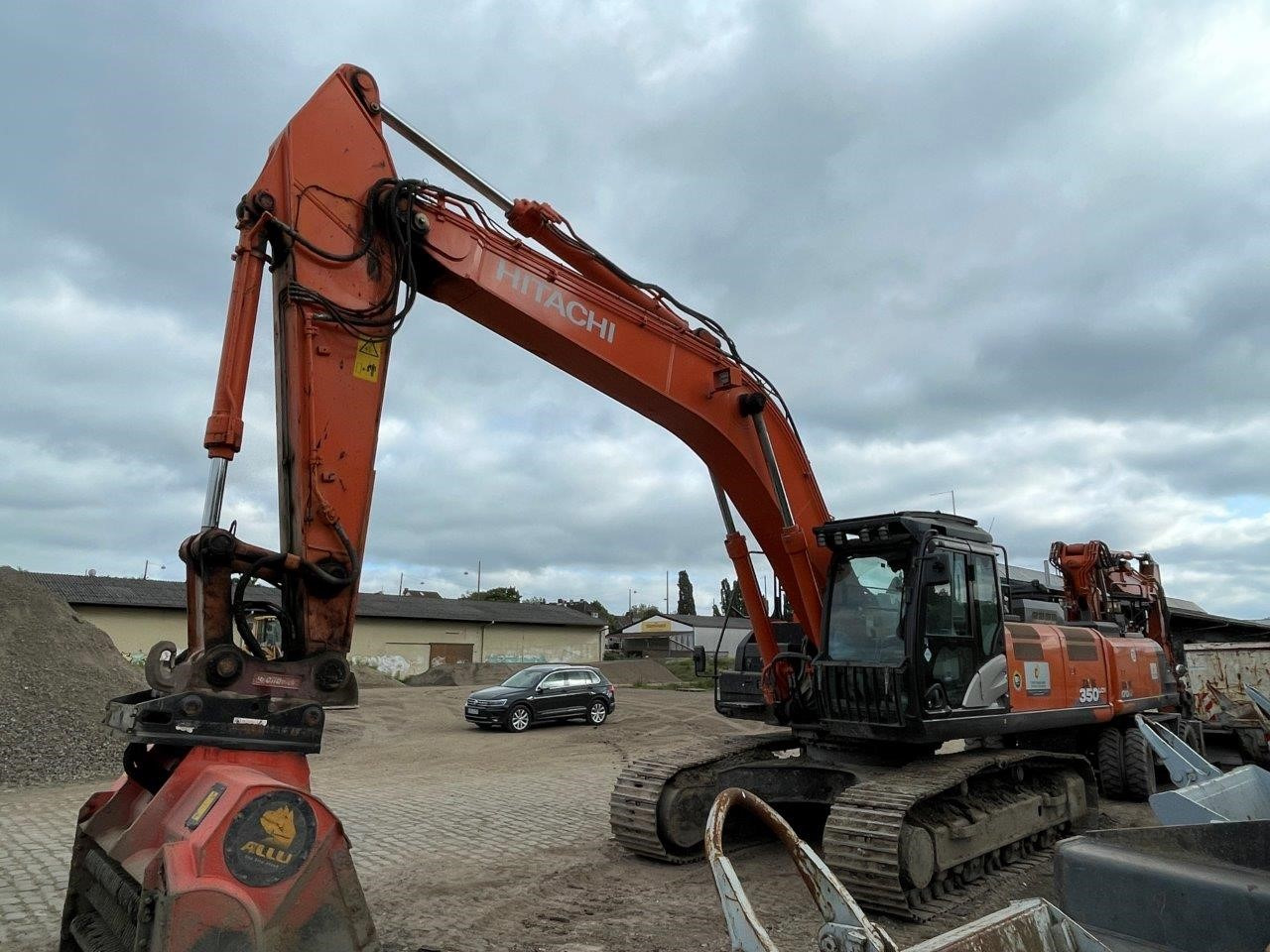 HITACHI ZX350 LCN - 6 - Pelle sur chenille: photos 2 HITACHI ZX350 LCN - 6 - Pelle sur chenille: photos 2