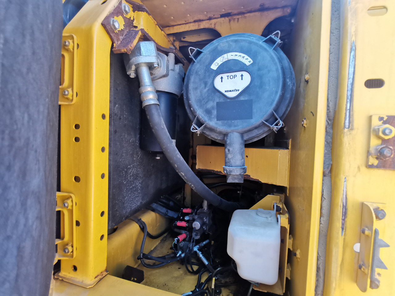 Pelle KOMATSU PC210 LC - 8: photos 12