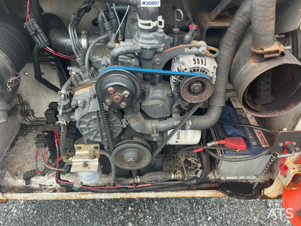 Mini chargeuse Bobcat 553: photos 22