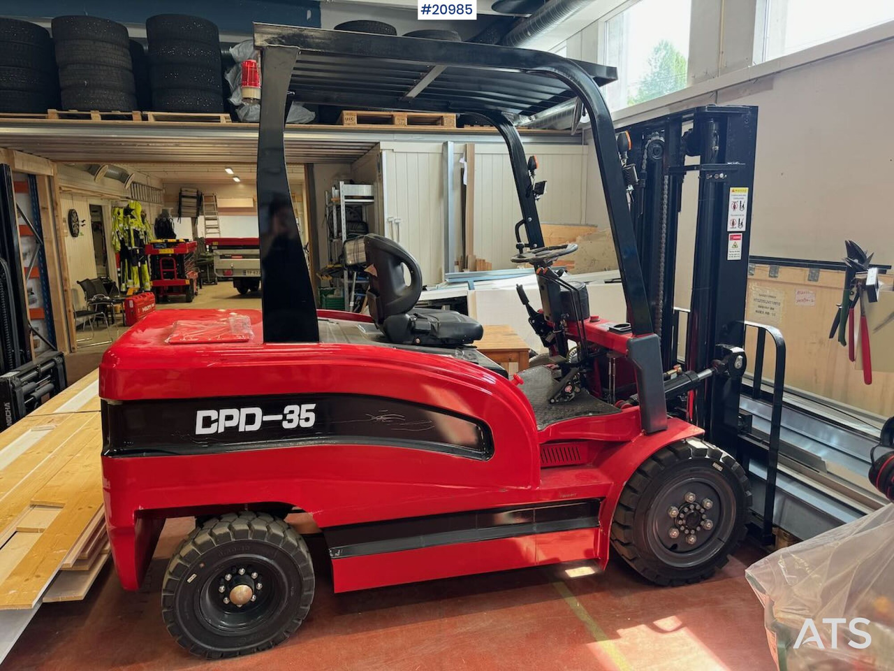 CPD- 35 MotvektstrucK - Chariot élévateur électrique: photos 2 CPD- 35 MotvektstrucK - Chariot élévateur électrique: photos 2