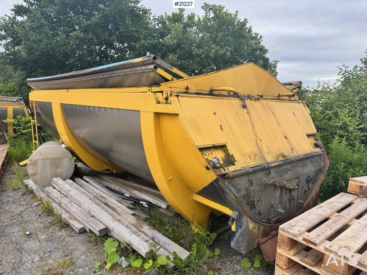 Steinsland Asfaltbalje - Carrosserie interchangeable/ Conteneur, Répandeuse: photos 2 Steinsland Asfaltbalje - Carrosserie interchangeable/ Conteneur, Répandeuse: photos 2