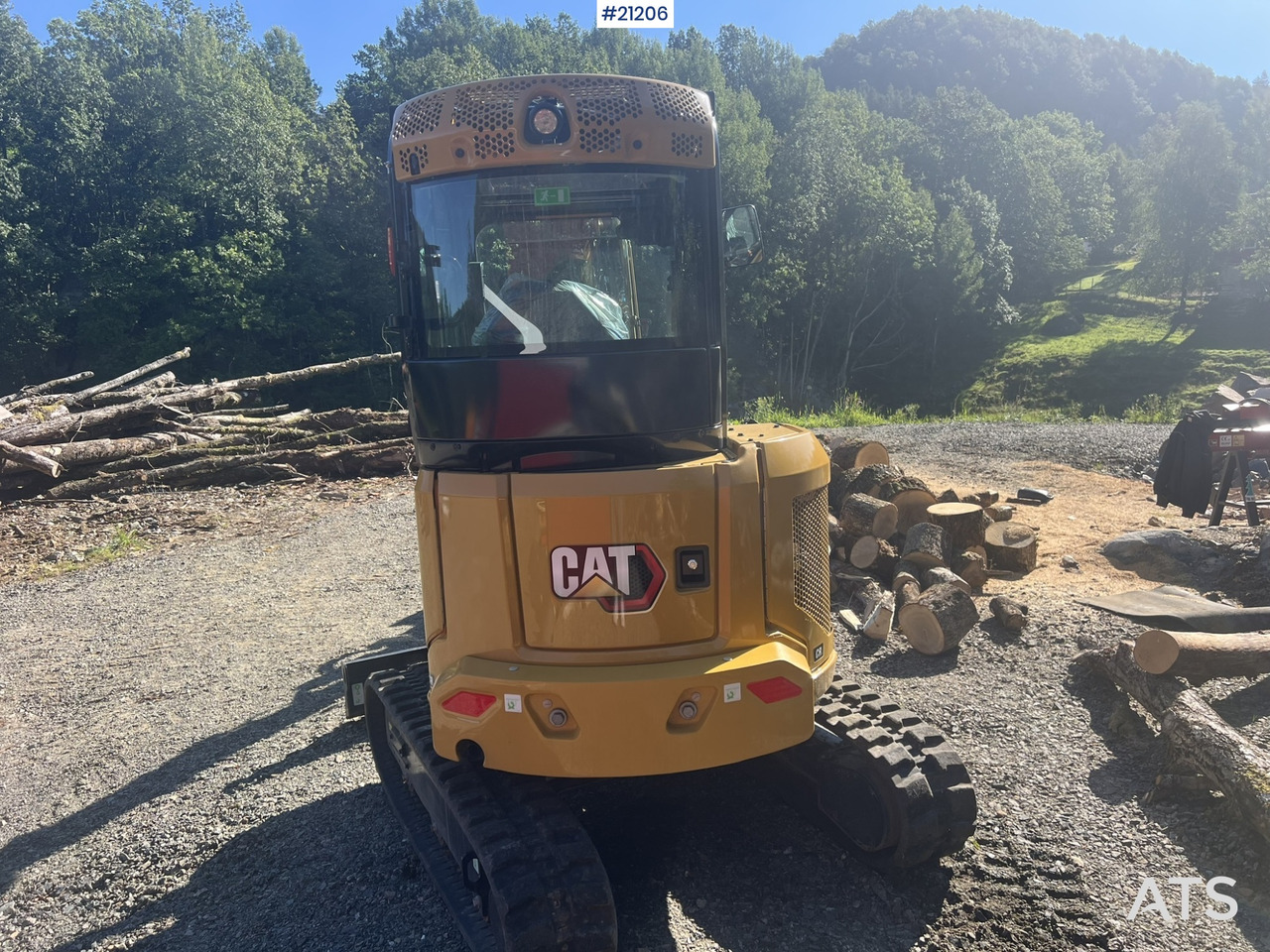 Caterpillar 302.7 CR - Mini pelle: photos 2 Caterpillar 302.7 CR - Mini pelle: photos 2