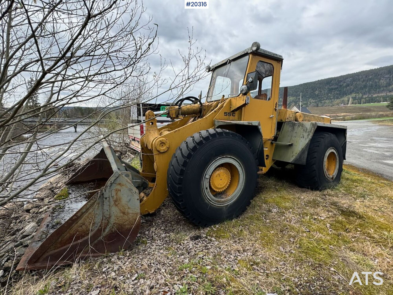 Hanomag 55 C - Chargeuse sur pneus: photos 1 Hanomag 55 C - Chargeuse sur pneus: photos 1