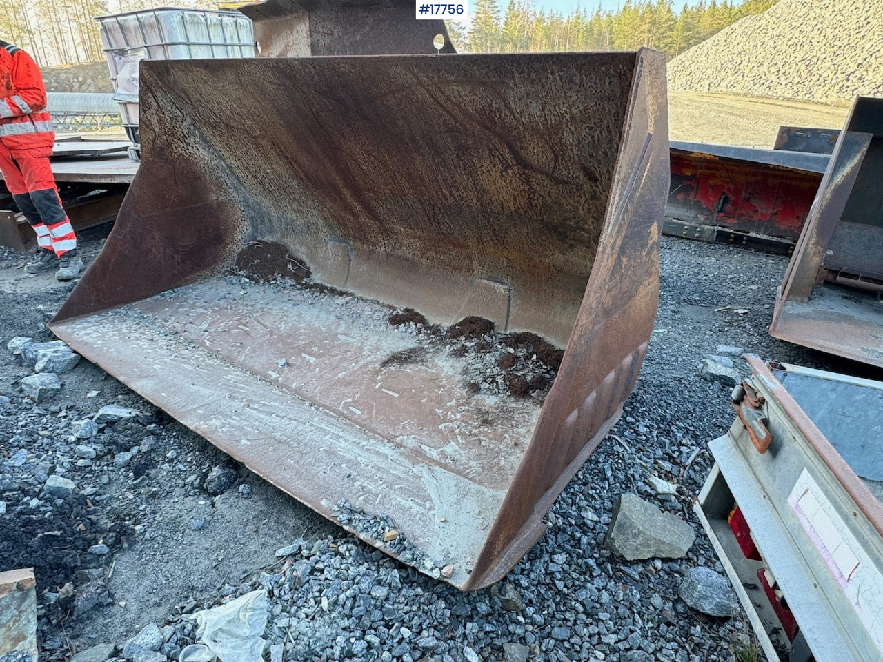 Hjullasterskuffe Hjullasterskuffe - Godet pour chargeur pour Engins de chantier: photos 4 Hjullasterskuffe Hjullasterskuffe - Godet pour chargeur pour Engins de chantier: photos 4