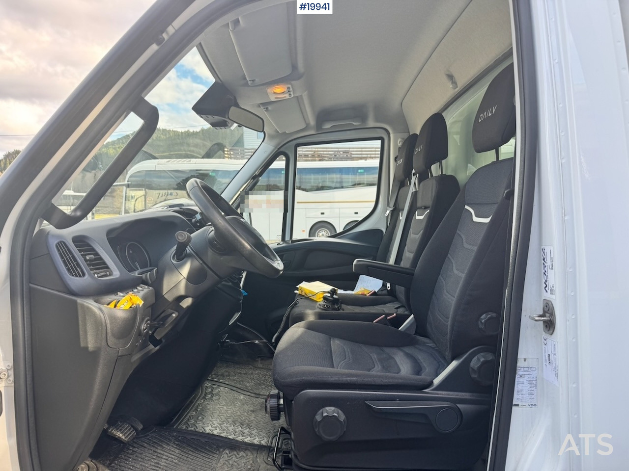 Camion fourgon Iveco 70C21: photos 24