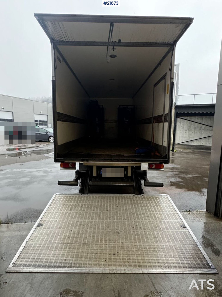 Iveco 75E-210 4x2 skapbil m/ lift SE VIDEO - Camion fourgon: photos 4 Iveco 75E-210 4x2 skapbil m/ lift SE VIDEO - Camion fourgon: photos 4