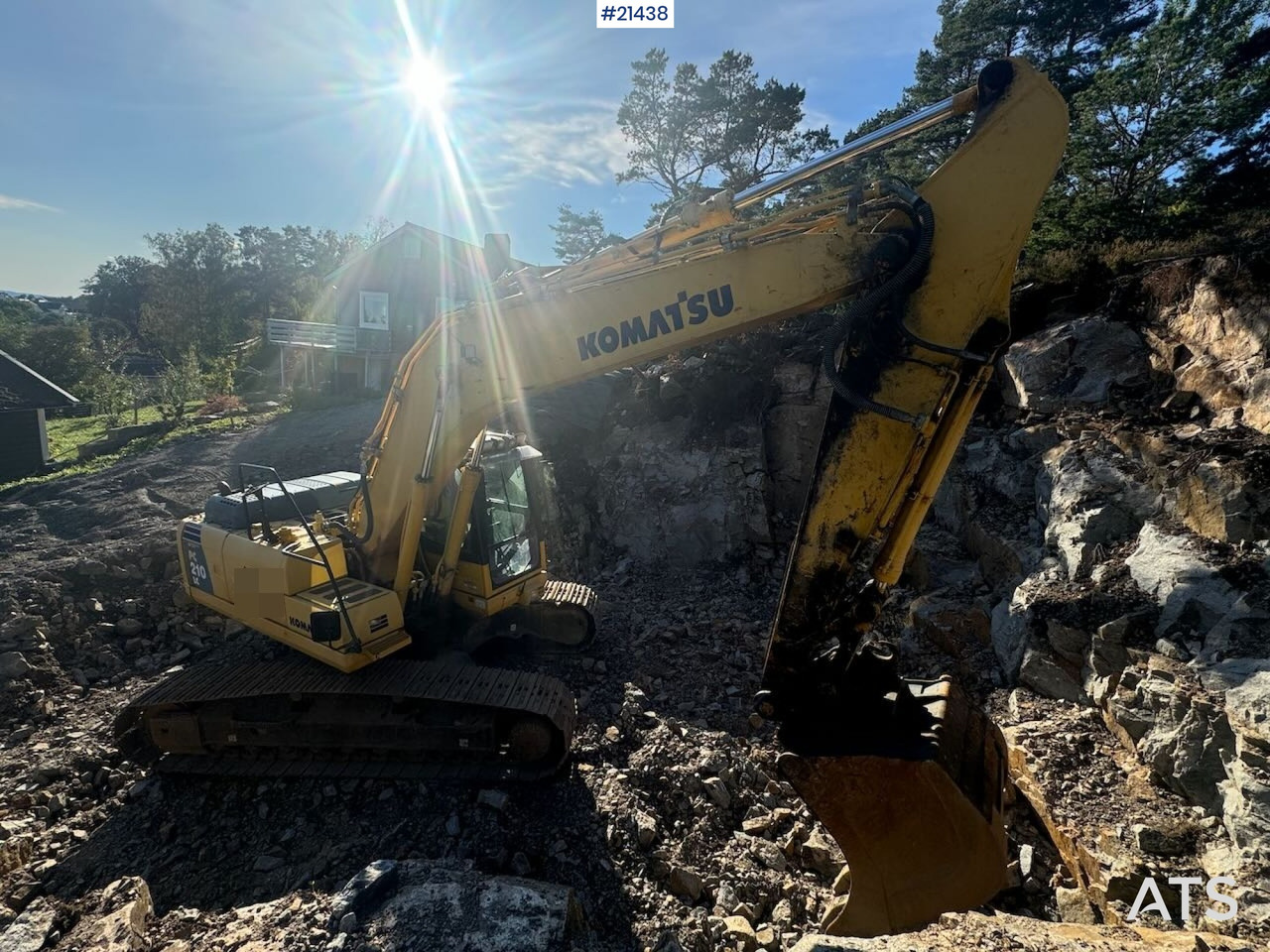 Komatsu PC210LC-8 - Pelle sur chenille: photos 4 Komatsu PC210LC-8 - Pelle sur chenille: photos 4