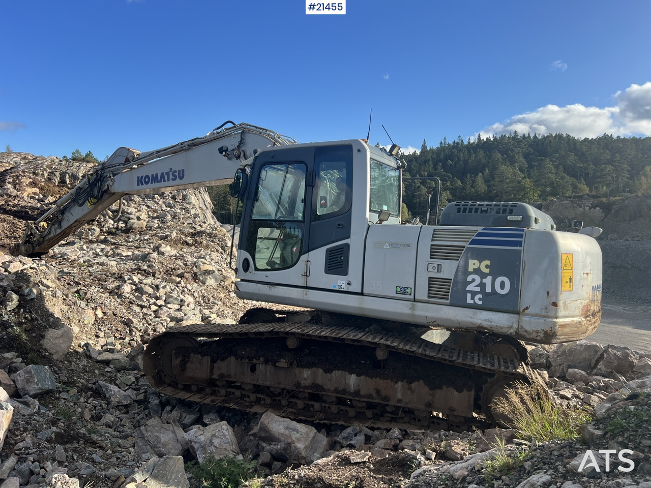Komatsu PC210LC-8 - Pelle sur chenille: photos 1 Komatsu PC210LC-8 - Pelle sur chenille: photos 1
