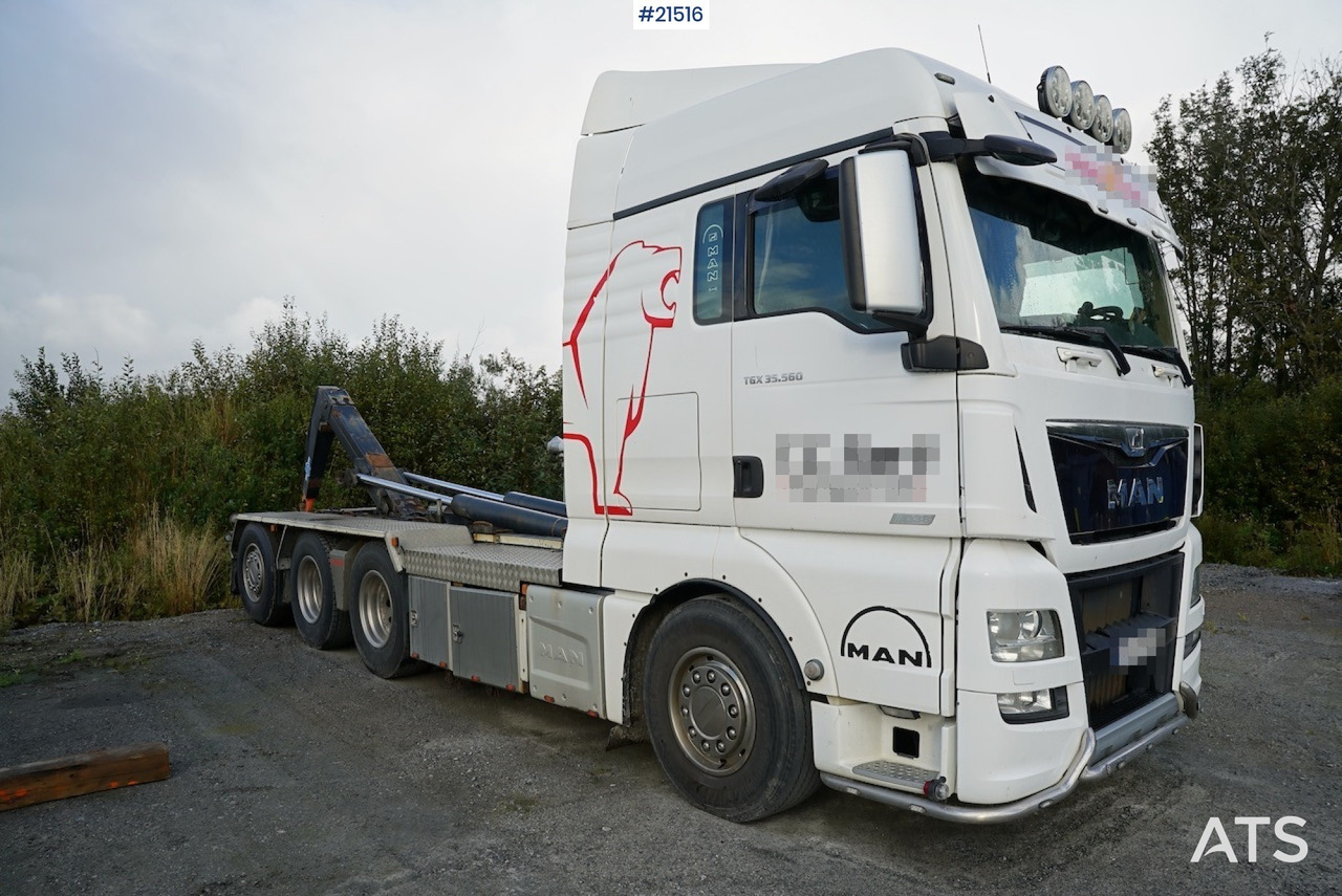 MAN Man TGX 35.560 8x4 tridem krokbil - Camion ampliroll: photos 1 MAN Man TGX 35.560 8x4 tridem krokbil - Camion ampliroll: photos 1