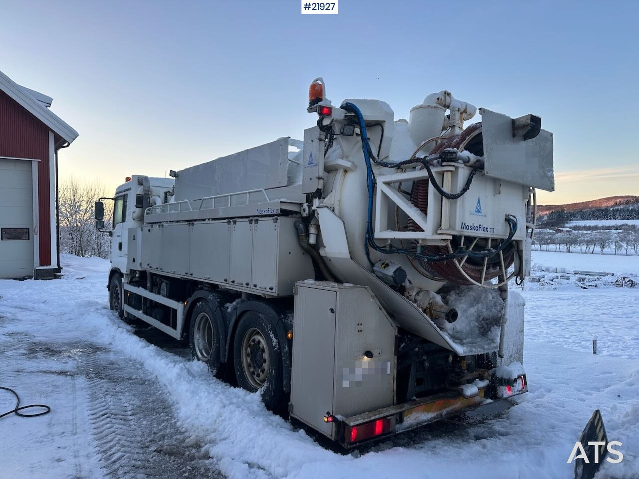 MAN TGA 26.430 6x2 sug-/spylebil m/ Maskoflex påbygg. SE VIDEO. - Camion hydrocureur: photos 4 MAN TGA 26.430 6x2 sug-/spylebil m/ Maskoflex påbygg. SE VIDEO. - Camion hydrocureur: photos 4