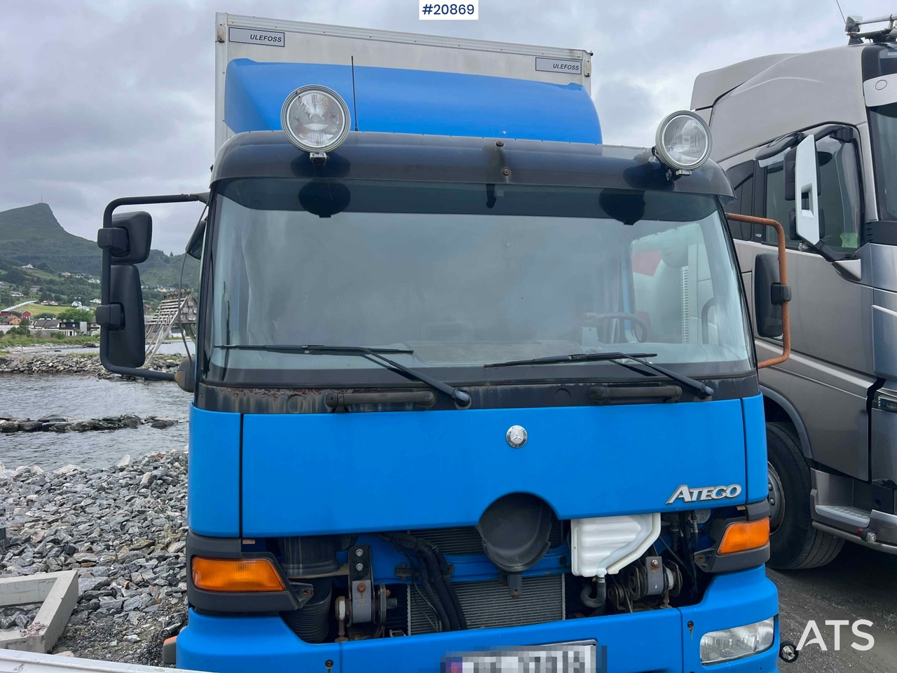 Mercedes 1523 - Camion fourgon: photos 3 Mercedes 1523 - Camion fourgon: photos 3