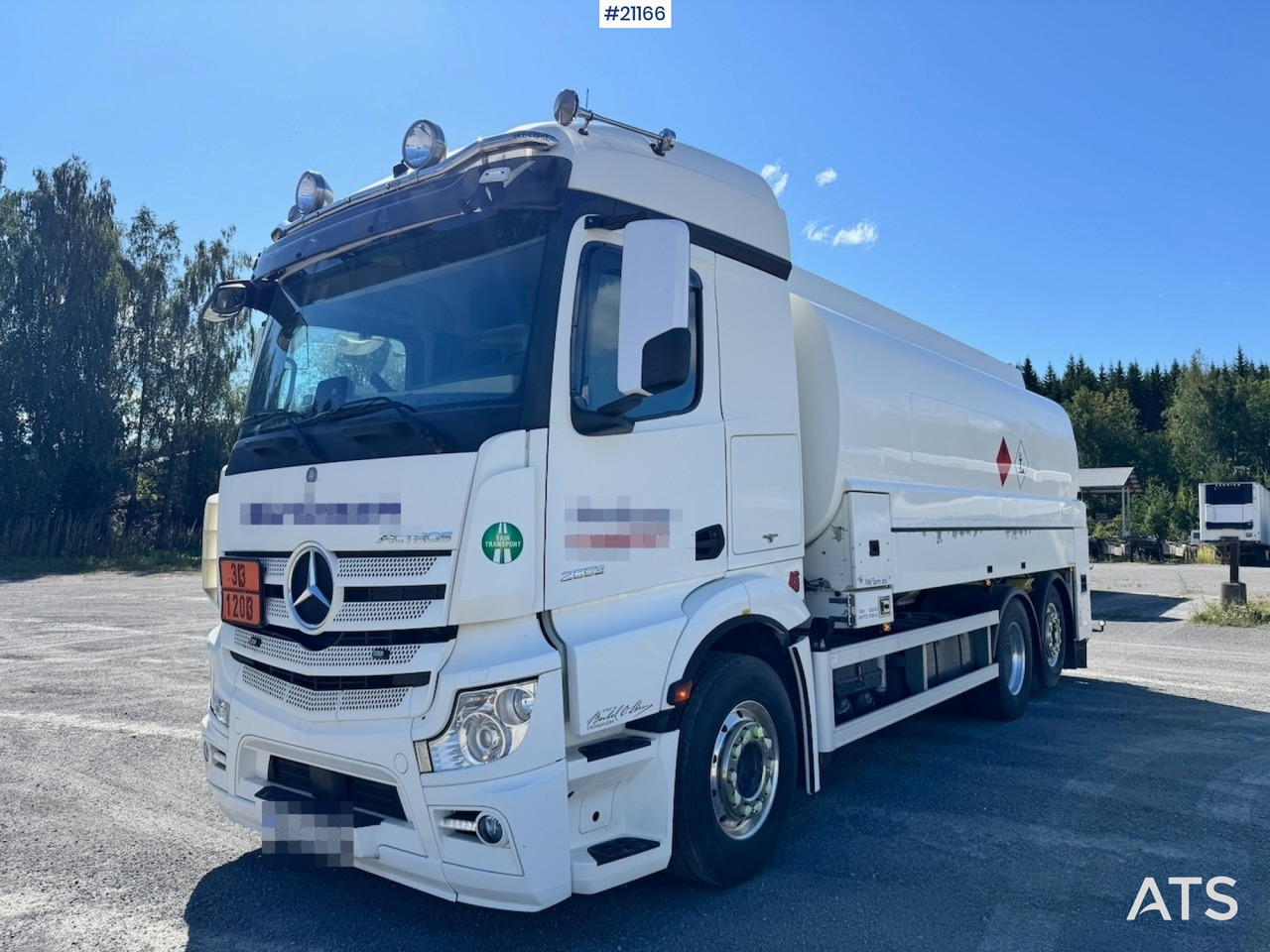 Mercedes Actros 2553 - Camion citerne: photos 1 Mercedes Actros 2553 - Camion citerne: photos 1