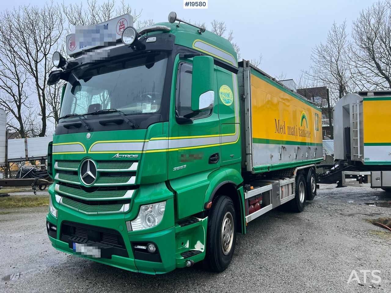 Mercedes Actros - Camion citerne: photos 3 Mercedes Actros - Camion citerne: photos 3