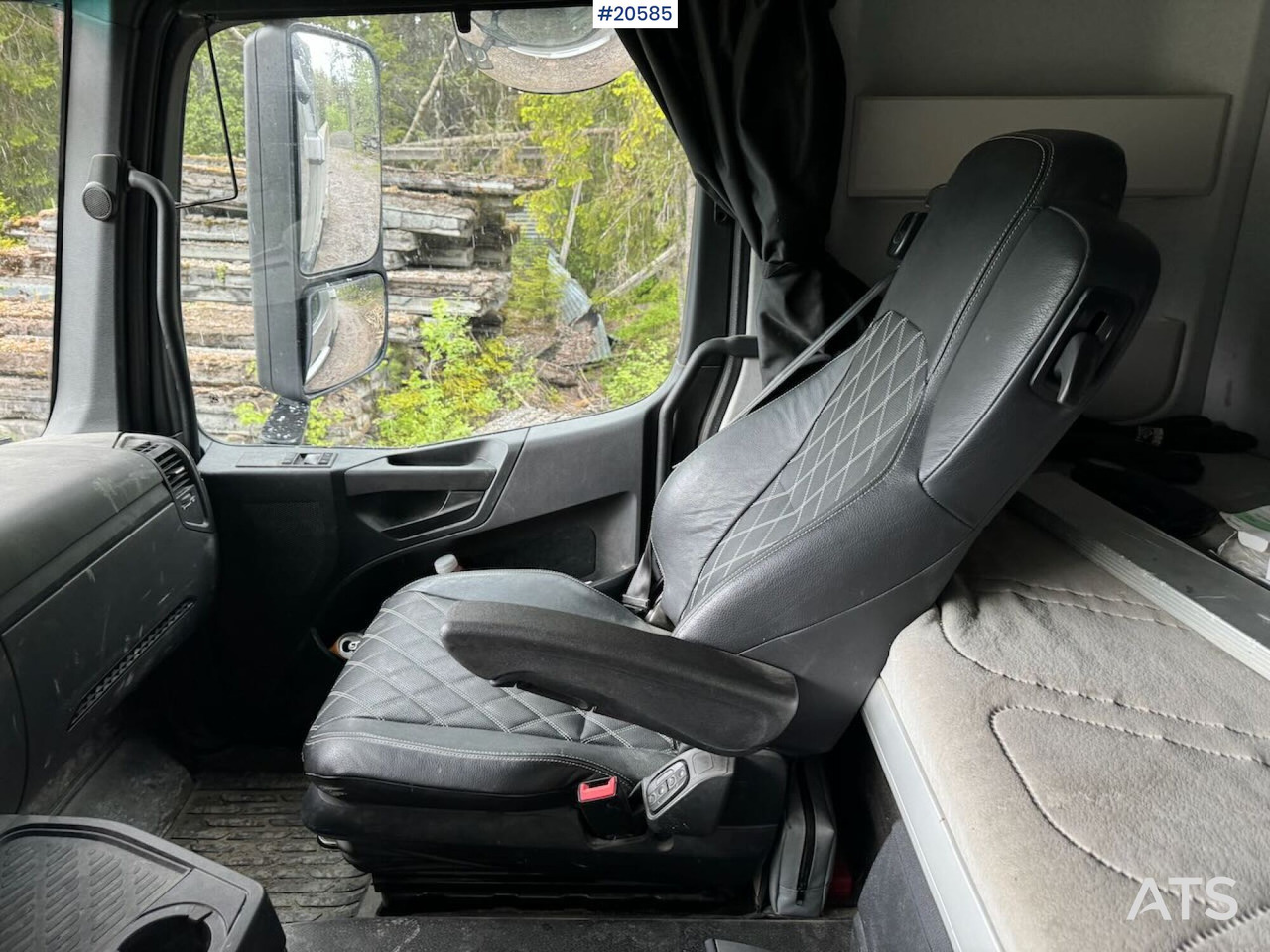 Camion benne Mercedes Arocs 3258: photos 27