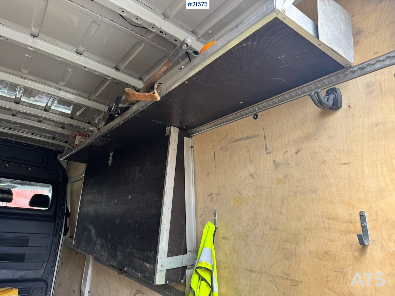 Fourgon utilitaire Mercedes-Benz SPRINTER: photos 21 Fourgon utilitaire Mercedes-Benz SPRINTER: photos 21