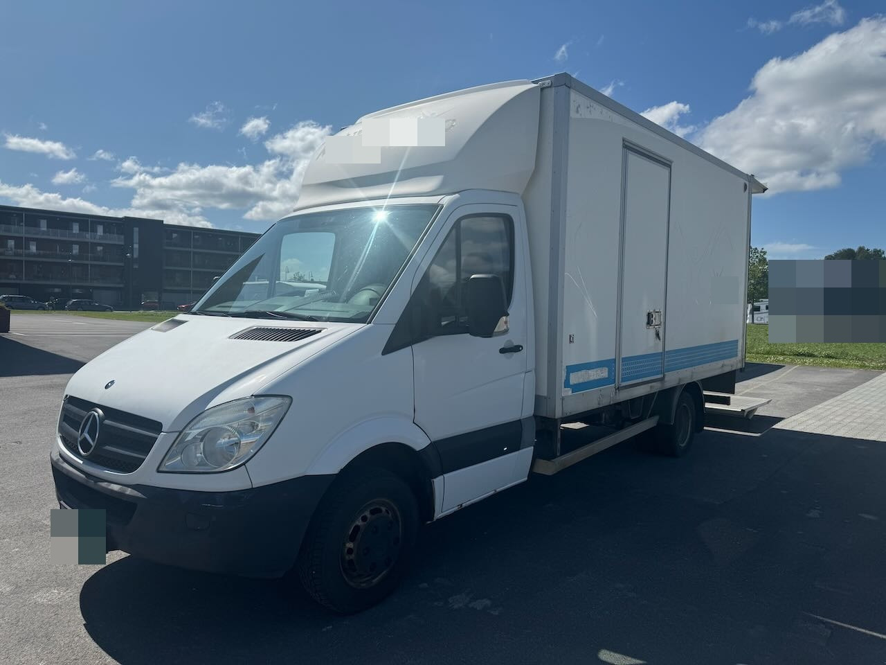 Mercedes SPRINTER - Fourgon grand volume: photos 1 Mercedes SPRINTER - Fourgon grand volume: photos 1