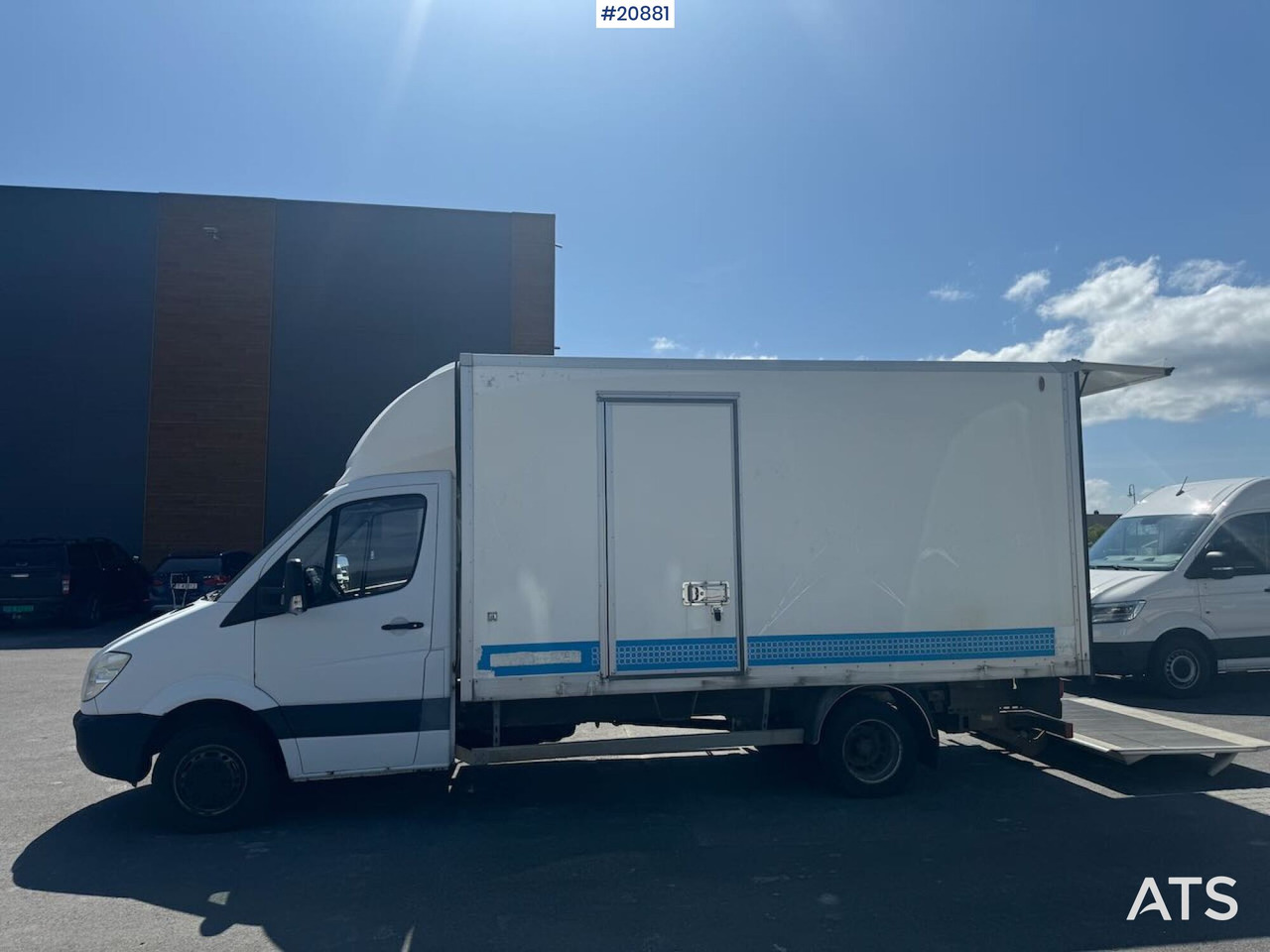 Mercedes SPRINTER - Fourgon grand volume: photos 3 Mercedes SPRINTER - Fourgon grand volume: photos 3