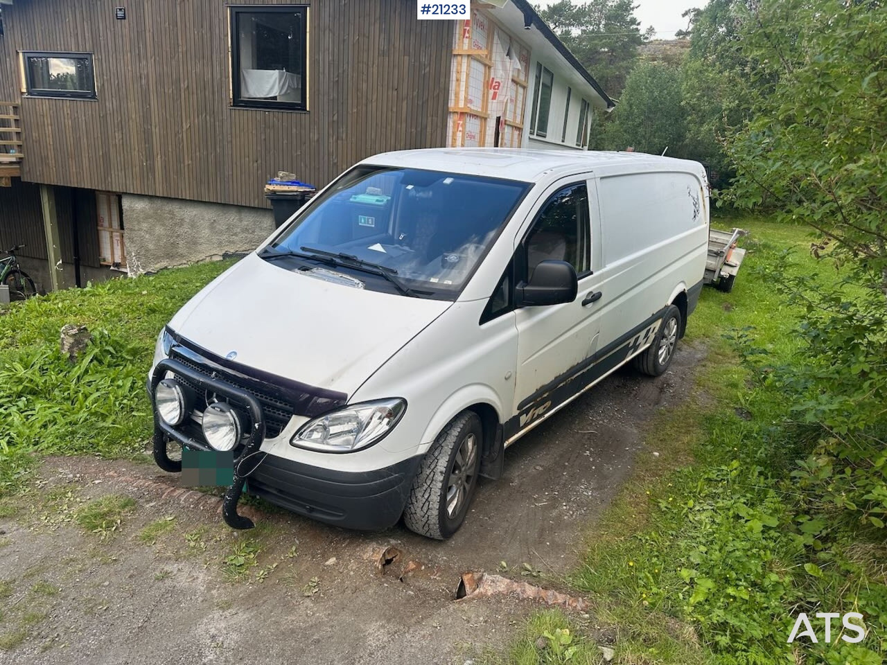 Mercedes VITO - Fourgon utilitaire: photos 2 Mercedes VITO - Fourgon utilitaire: photos 2