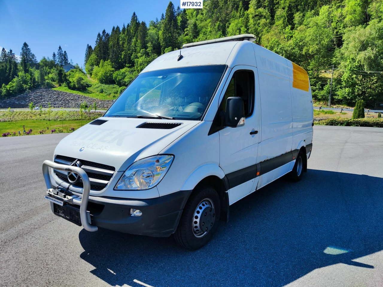 Mercedes sprinter 516CDI - Fourgon utilitaire: photos 1 Mercedes sprinter 516CDI - Fourgon utilitaire: photos 1