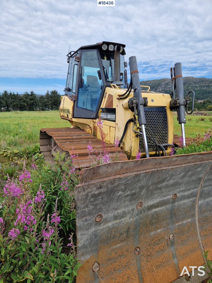 New Holland D150B - Bulldozer: photos 1 New Holland D150B - Bulldozer: photos 1