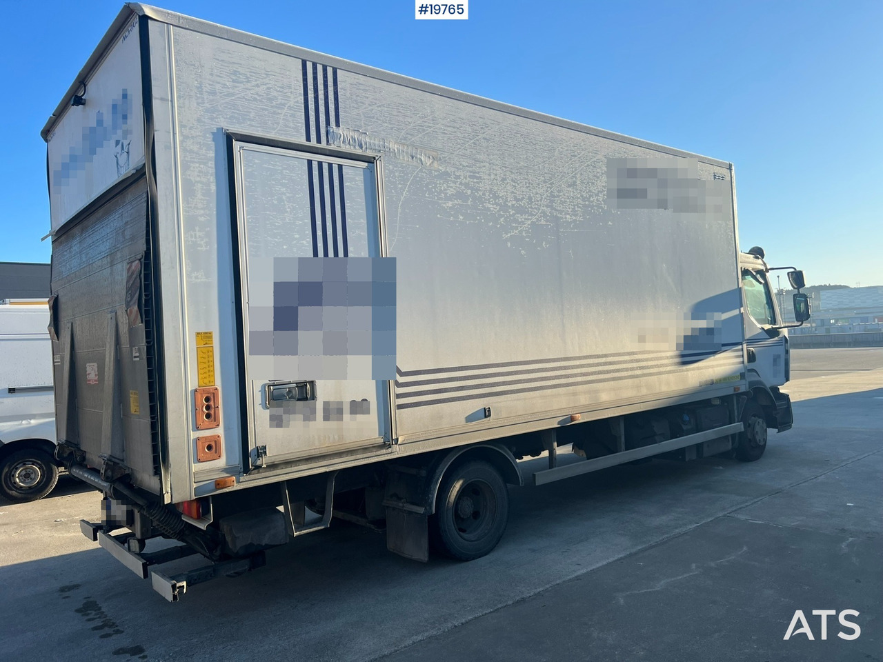 Camion fourgon Renault D7.5: photos 13