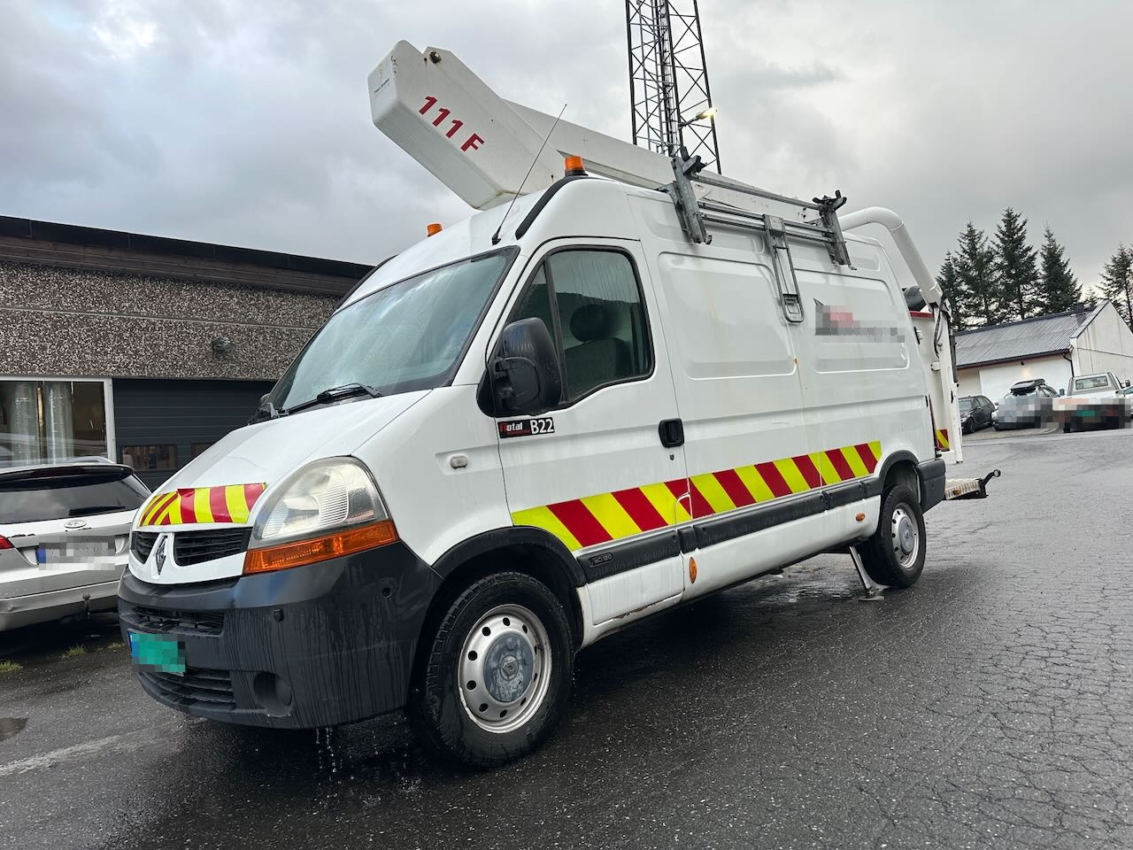 Renault Master - Camion avec nacelle, Fourgon utilitaire: photos 1 Renault Master - Camion avec nacelle, Fourgon utilitaire: photos 1