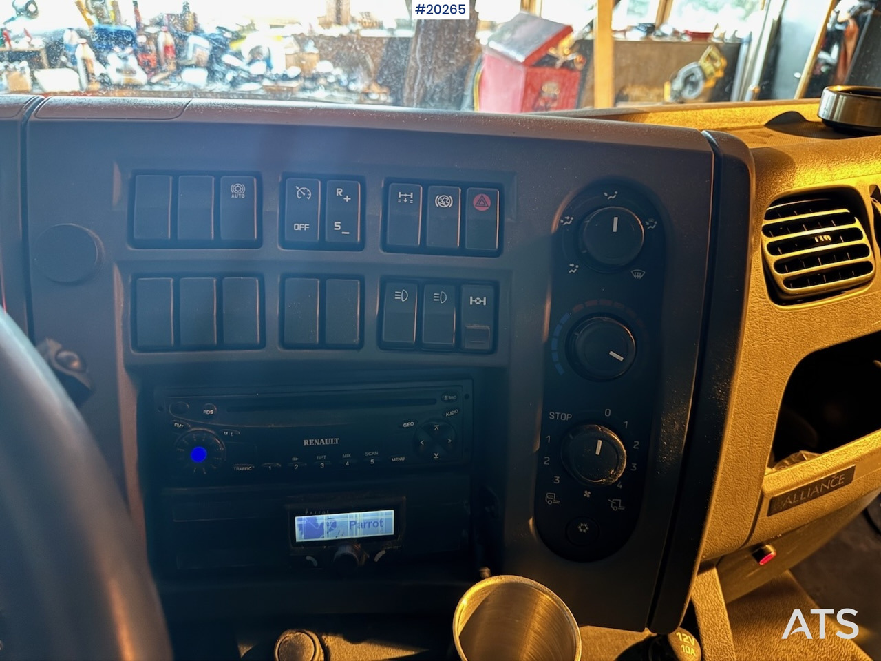 Camion fourgon Renault midlum 220.08: photos 31