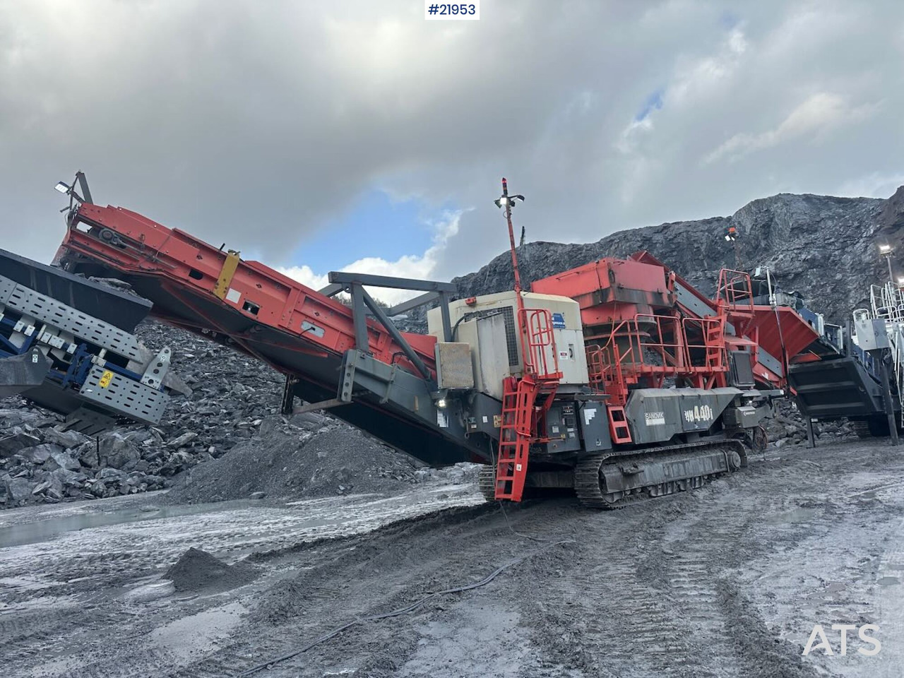 Sandvik UH440i spindel. SE VIDEO. - Concasseur à cône: photos 1 Sandvik UH440i spindel. SE VIDEO. - Concasseur à cône: photos 1