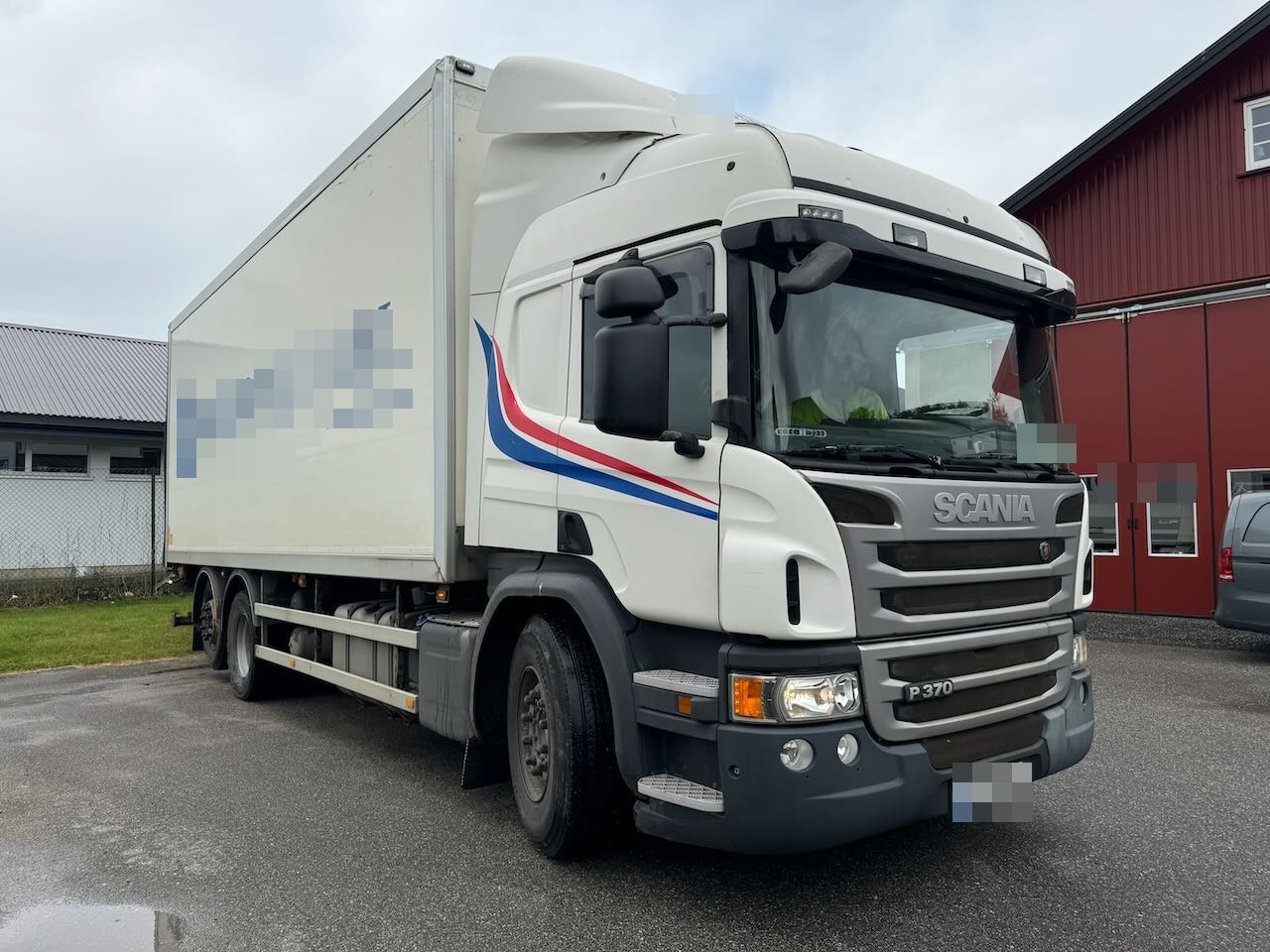 Scania P370 - Camion fourgon: photos 1 Scania P370 - Camion fourgon: photos 1