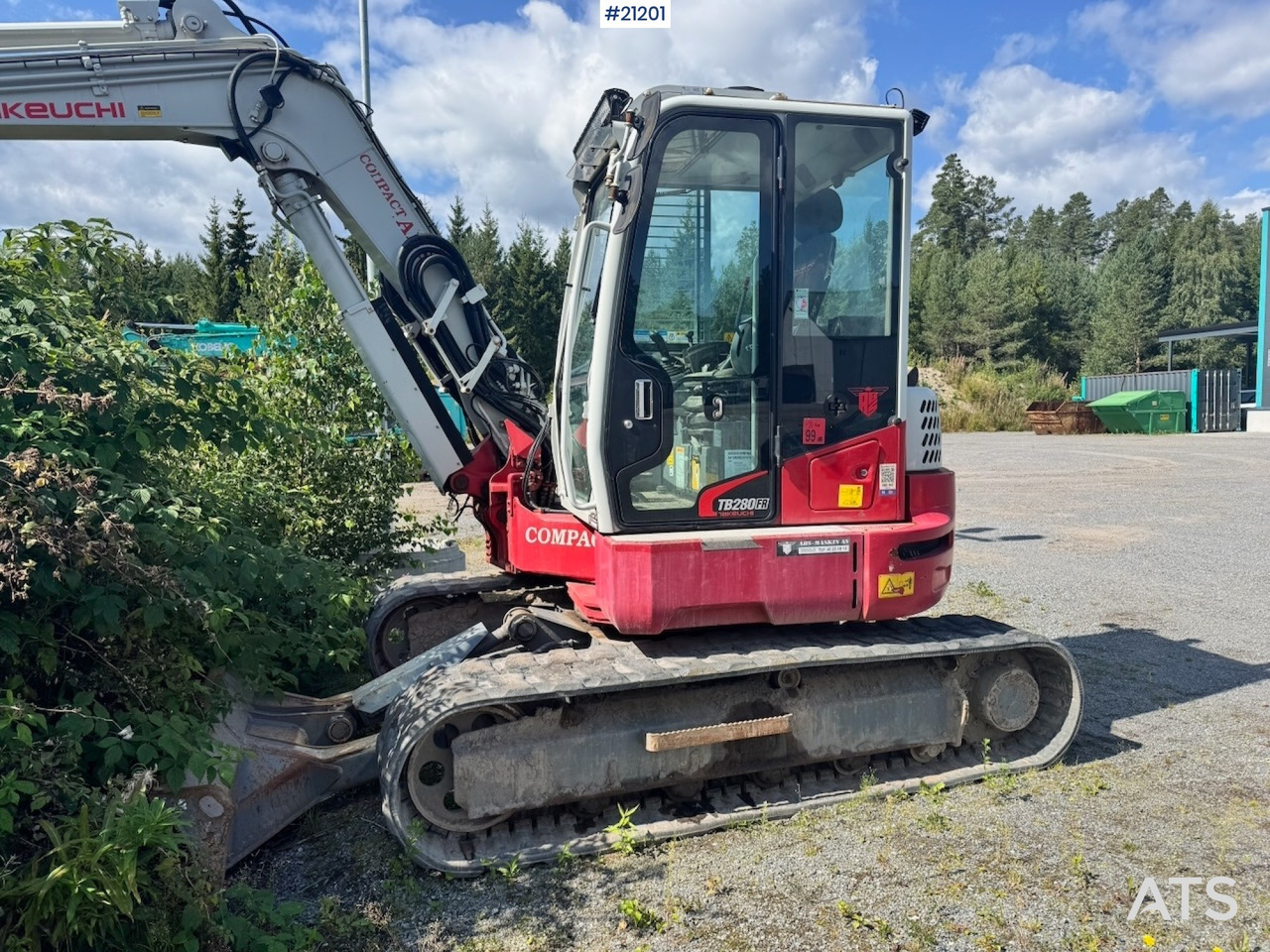 Takeuchi TB280FR - Pelle sur chenille: photos 1 Takeuchi TB280FR - Pelle sur chenille: photos 1