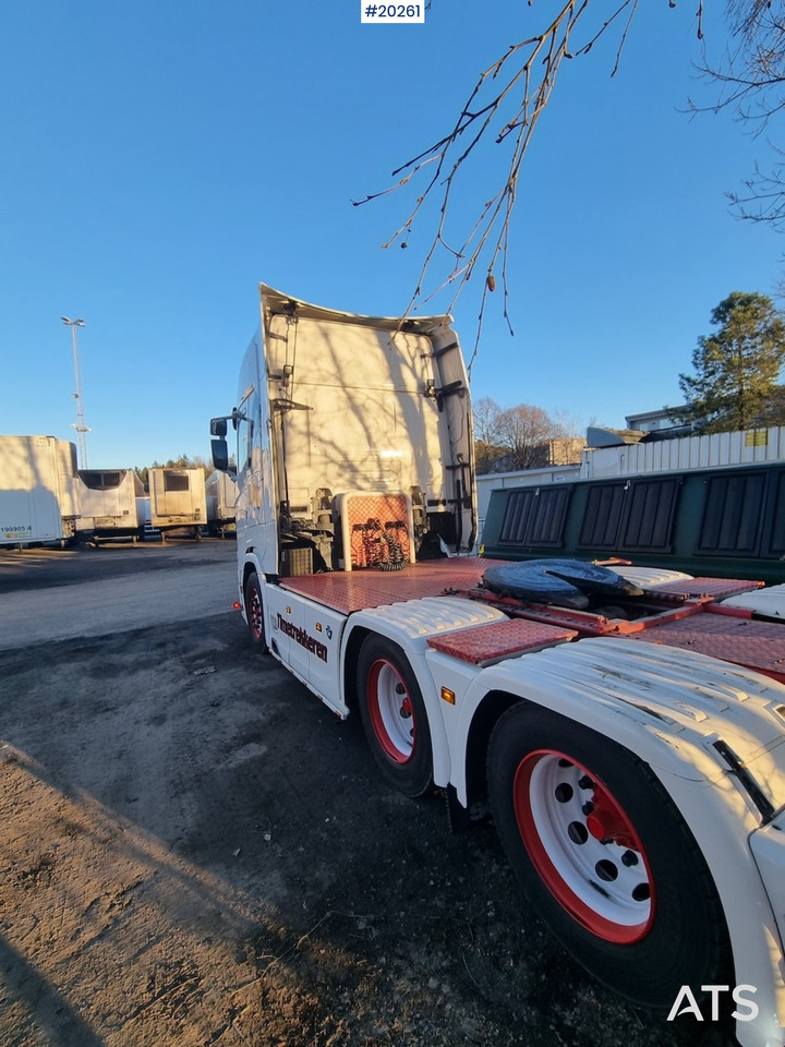 Scania S590 - Tracteur routier: photos 4 Scania S590 - Tracteur routier: photos 4