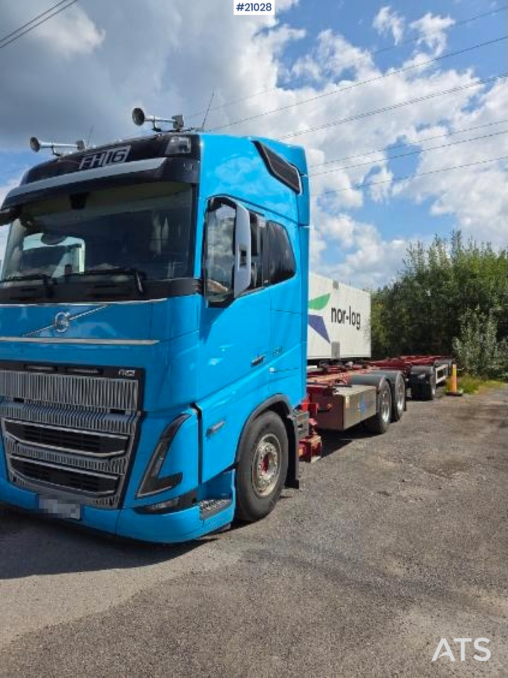 Volvo FH650 - Camion porte-conteneur/ Caisse mobile: photos 1 Volvo FH650 - Camion porte-conteneur/ Caisse mobile: photos 1