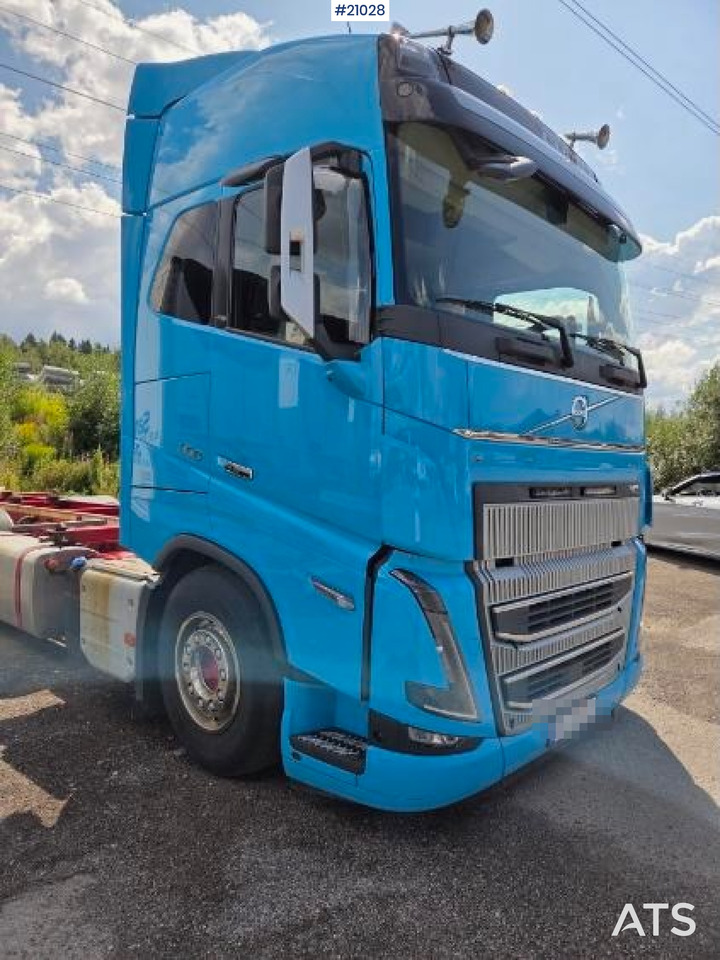 Volvo FH650 - Camion porte-conteneur/ Caisse mobile: photos 3 Volvo FH650 - Camion porte-conteneur/ Caisse mobile: photos 3
