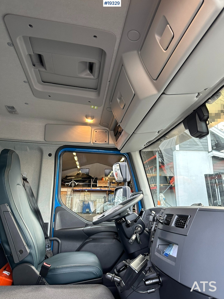 Camion fourgon Volvo FL250: photos 6