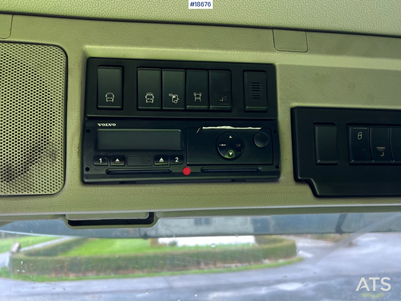Camion benne Volvo FM-370: photos 19