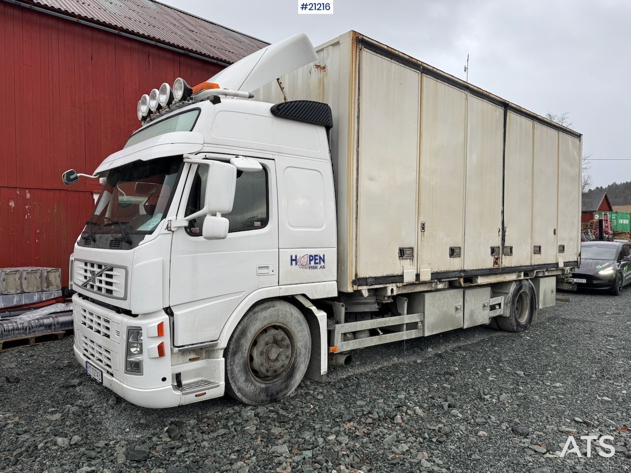 Volvo FM9 - Camion fourgon: photos 1 Volvo FM9 - Camion fourgon: photos 1