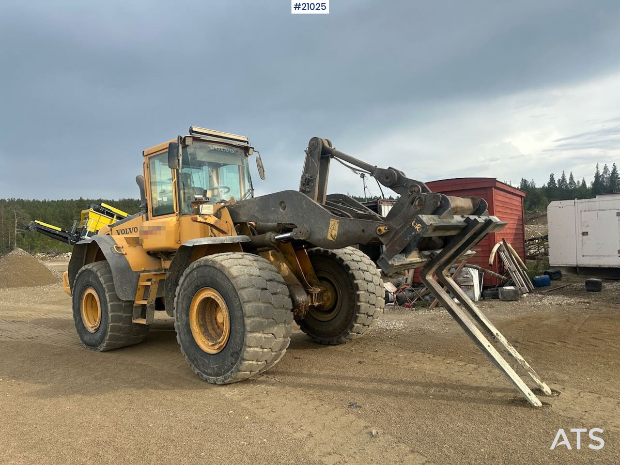 Volvo L120E hjullaster m/ vekt, skuffe og overhalt motor - Chargeuse sur pneus: photos 2 Volvo L120E hjullaster m/ vekt, skuffe og overhalt motor - Chargeuse sur pneus: photos 2