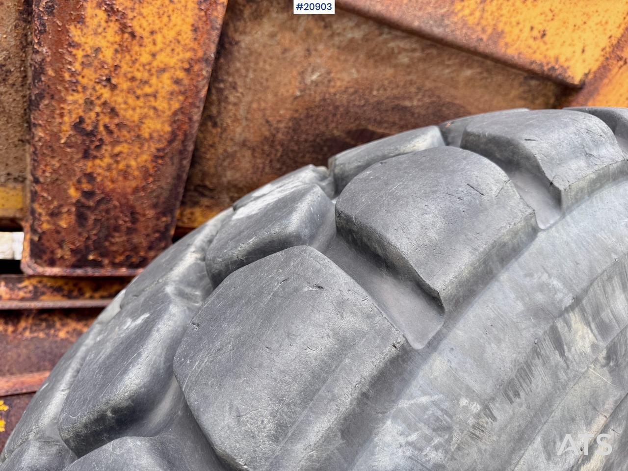 Yokohama RB31- 20.5R25 - Roue complète pour Engins de chantier: photos 3 Yokohama RB31- 20.5R25 - Roue complète pour Engins de chantier: photos 3