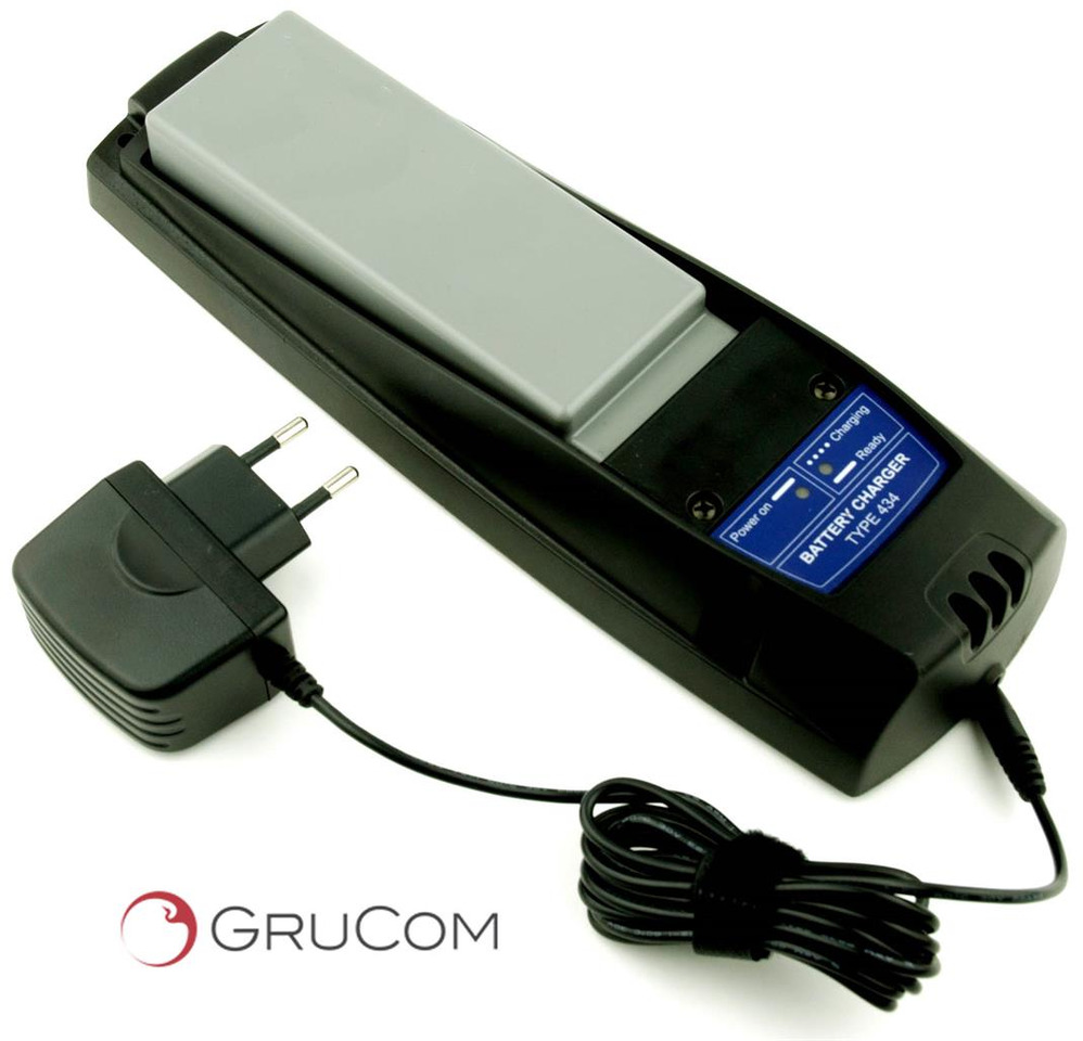 Scanreco original battery charger EEA2512 / RC400 / 590 / 592 / 960 - Système électrique pour Grue auxiliaire: photos 1 Scanreco original battery charger EEA2512 / RC400 / 590 / 592 / 960 - Système électrique pour Grue auxiliaire: photos 1
