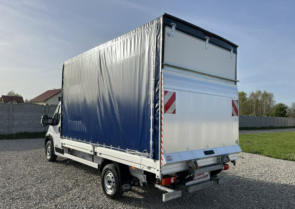 Fiat Ducato - Utilitaire rideaux coulissants (PLSC): photos 2 Fiat Ducato - Utilitaire rideaux coulissants (PLSC): photos 2