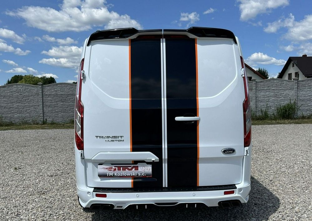 Ford Transit Custom - Voiture: photos 4 Ford Transit Custom - Voiture: photos 4