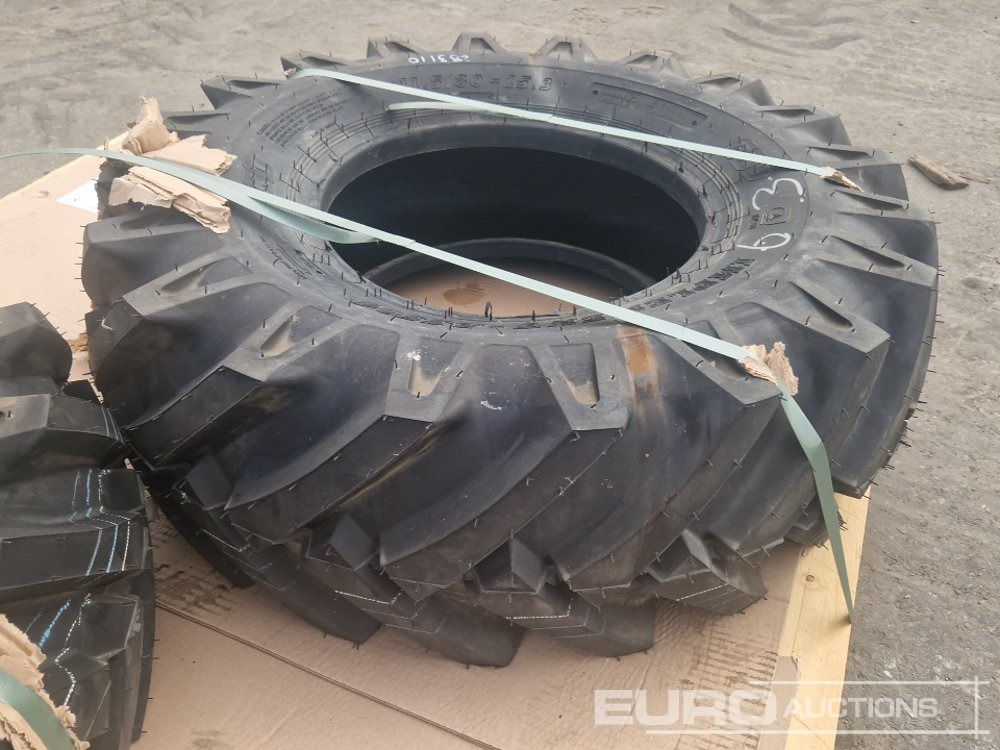 11.5/80-15.3 Tyres (2 of) - Pneu: photos 4 11.5/80-15.3 Tyres (2 of) - Pneu: photos 4