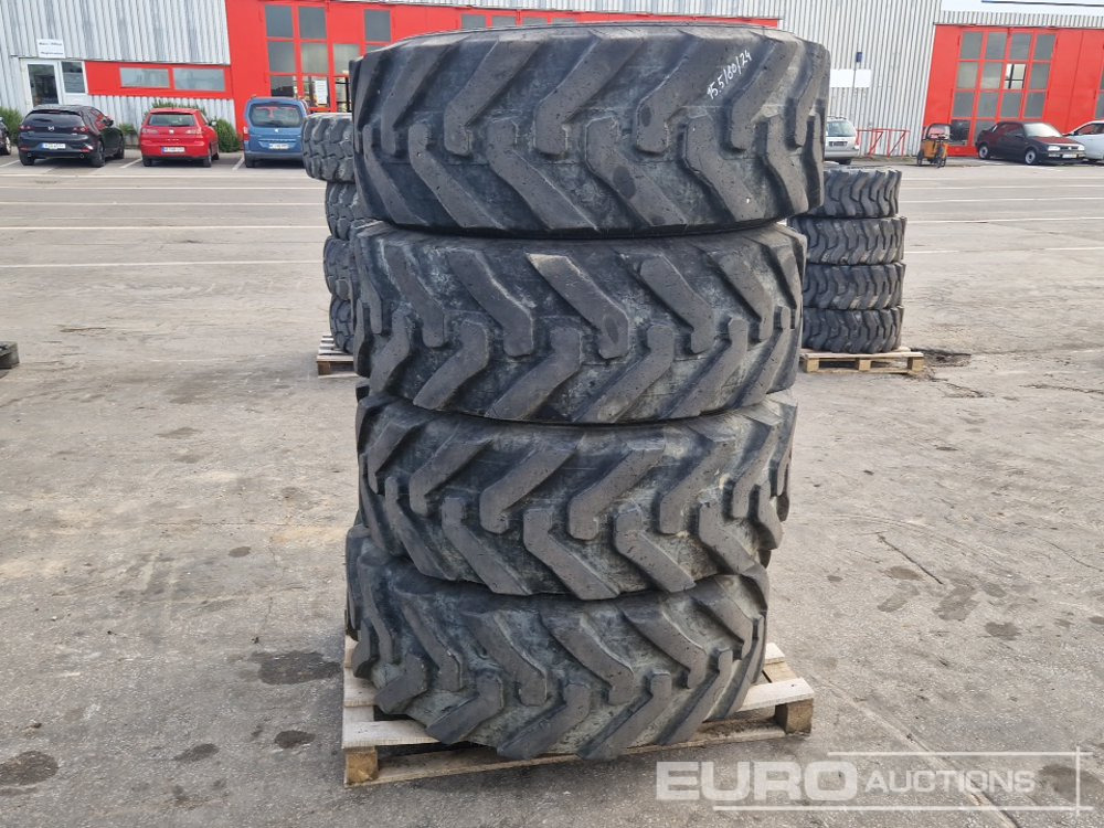 15.5/80/24 Tyres (4 of) - Pneu: photos 2 15.5/80/24 Tyres (4 of) - Pneu: photos 2