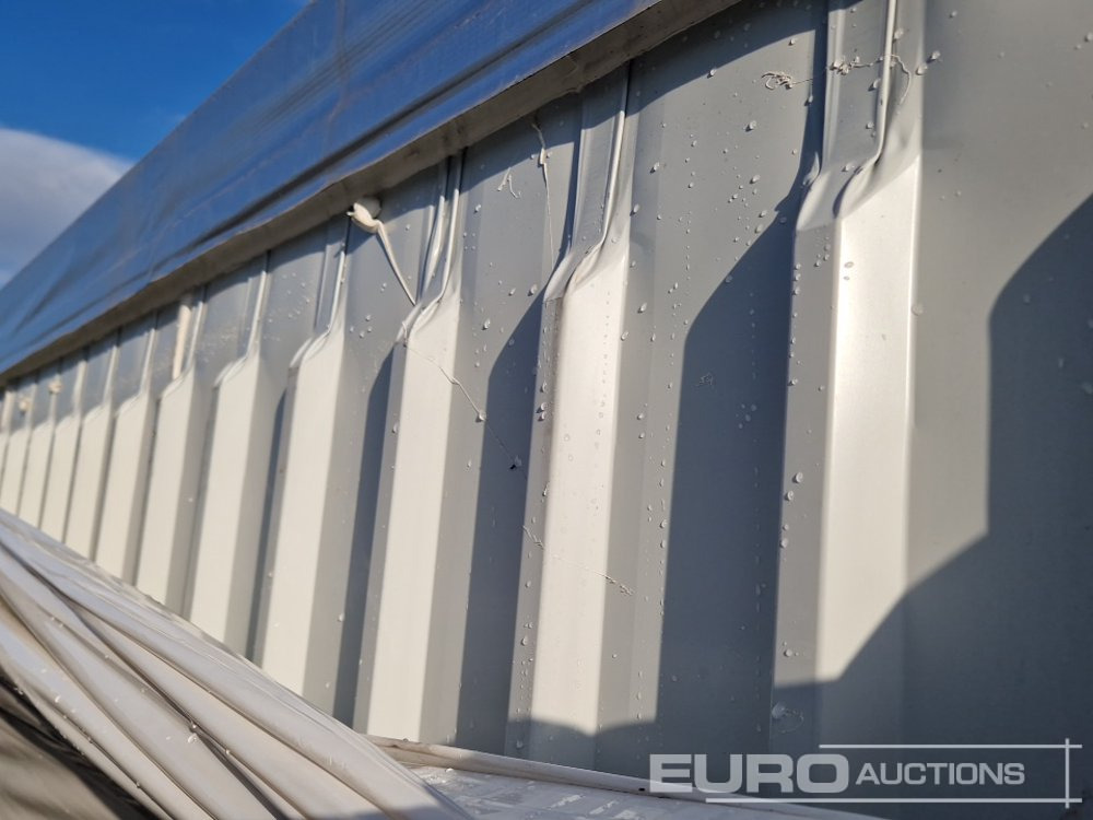 20' Expandable Tiny House, incl. terrace, house canopy, shower, complete bathroom - Conteneur maritime: photos 3 20' Expandable Tiny House, incl. terrace, house canopy, shower, complete bathroom - Conteneur maritime: photos 3