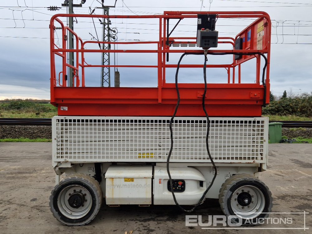 2011 JLG 4069LE - Nacelle: photos 2 2011 JLG 4069LE - Nacelle: photos 2