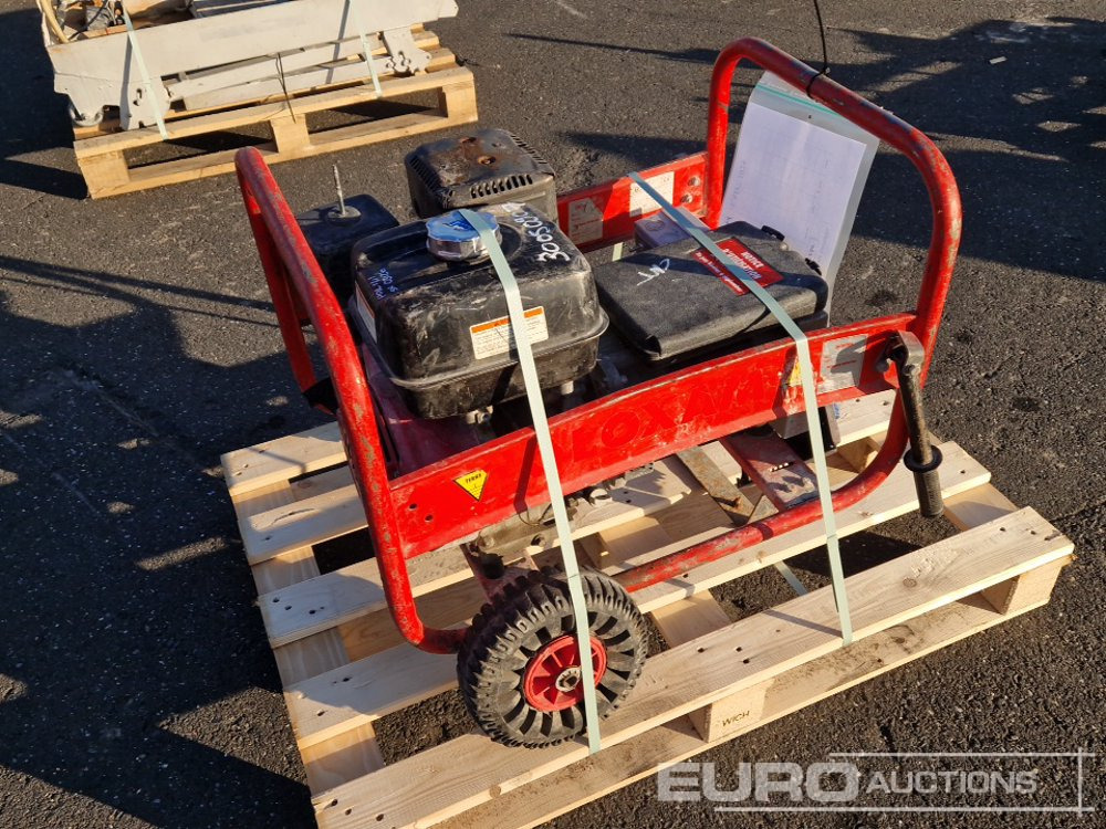 2011 Pramac E8000 - Groupe électrogène: photos 1 2011 Pramac E8000 - Groupe électrogène: photos 1