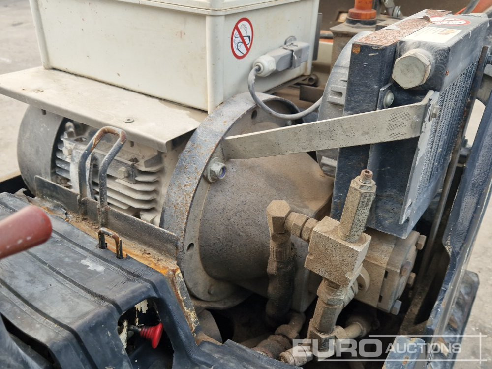 Mini pelle 2012 Kubota U10-3: photos 16 Mini pelle 2012 Kubota U10-3: photos 16