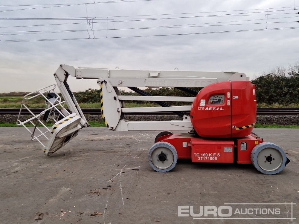 2012 Manitou 170 AETJ Articulated Boom Lift, 16.9m Working Height, 200kg Platform Capacity - Nacelle: photos 2 2012 Manitou 170 AETJ Articulated Boom Lift, 16.9m Working Height, 200kg Platform Capacity - Nacelle: photos 2
