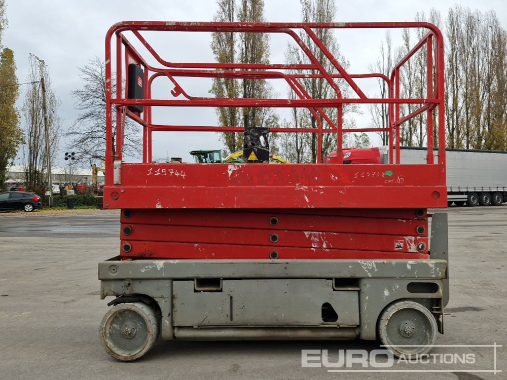 2013 Haulotte Compact 10 - Nacelle: photos 5 2013 Haulotte Compact 10 - Nacelle: photos 5