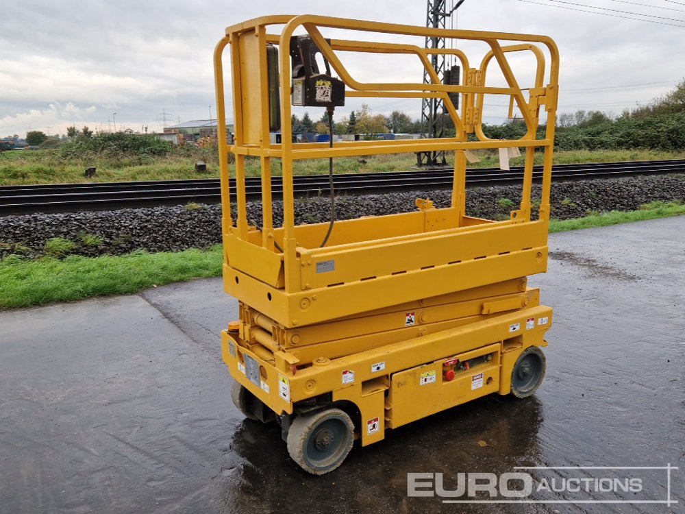 2014 Haulotte Optimum 8 - Nacelle ciseaux: photos 1 2014 Haulotte Optimum 8 - Nacelle ciseaux: photos 1